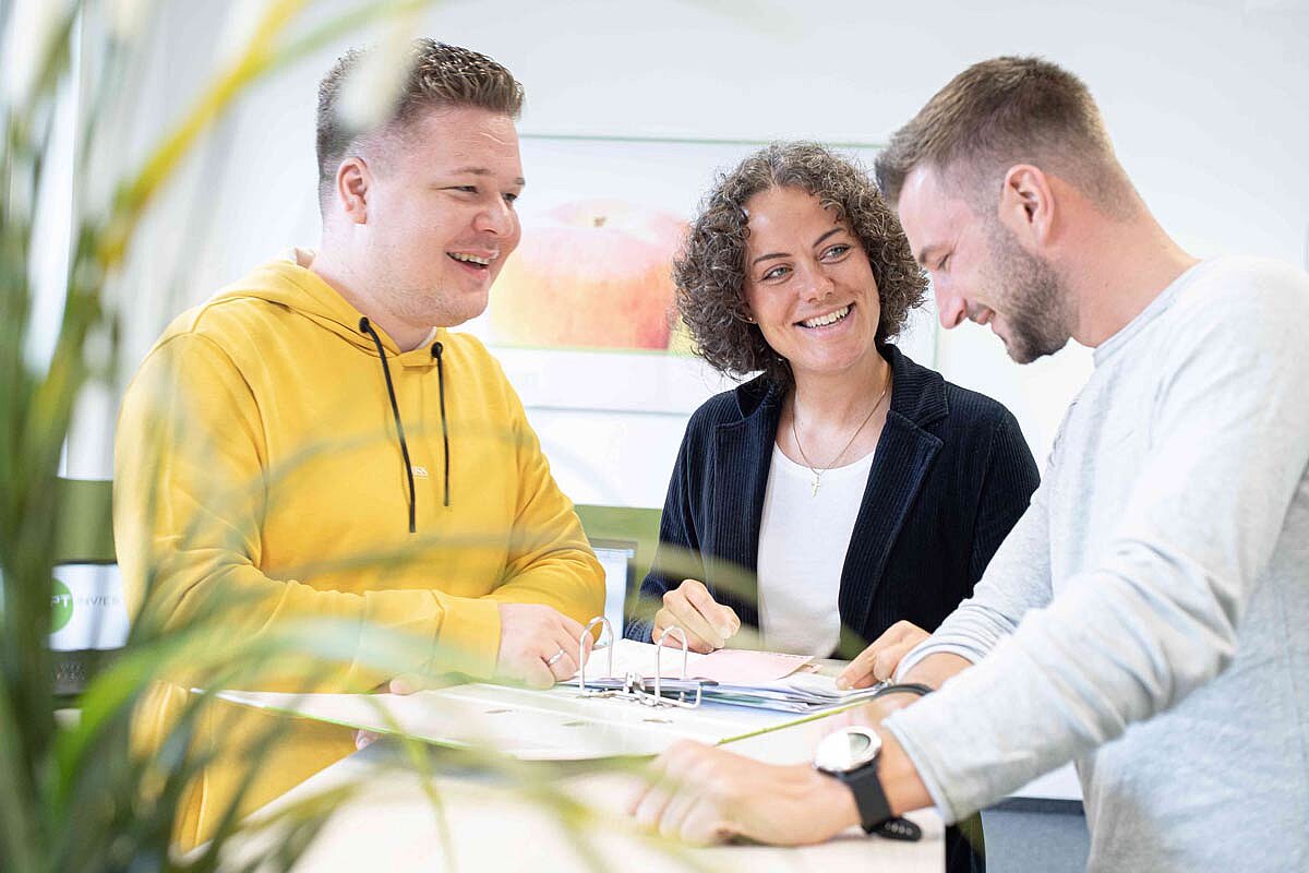 Unser Beraterteam steht dir zur Verfügung - wähle einfach deinen individuellen Ansprechpartner