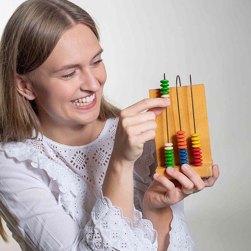 Rechner für Versicherungen, Geldanlagen und Finanzierungen | OPTINVEST Beamte