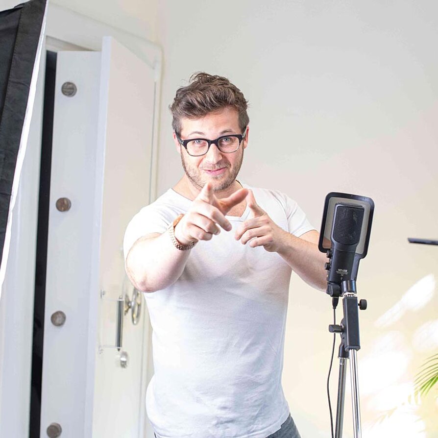 Videos & Tutorials zu Versicherungen & Finanzen | OPTINVEST Beamte