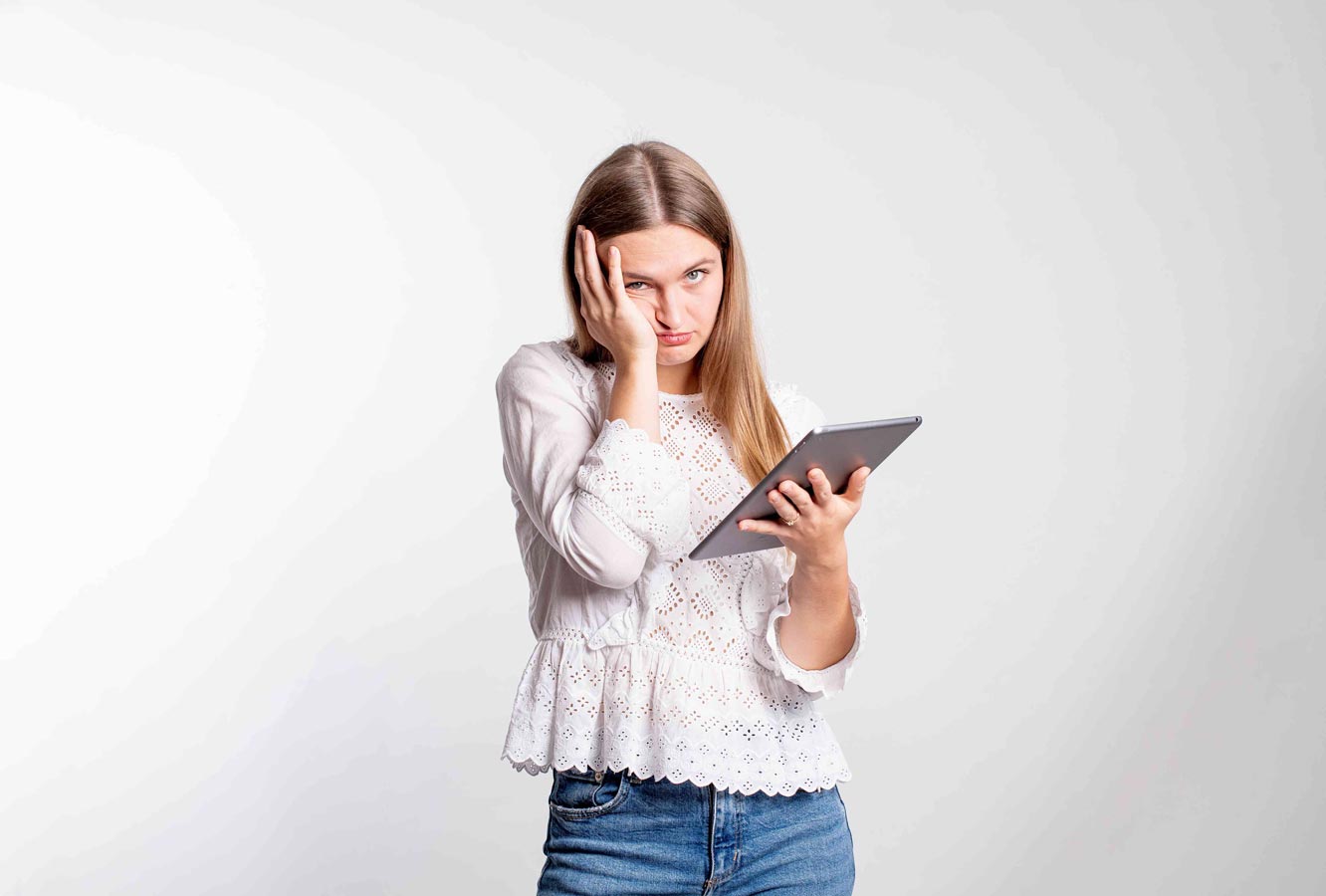 Verzeweifelt | OPTINVEST Beamte